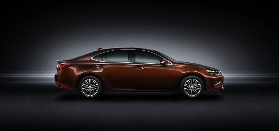 Lexus ES200 2015 года  (фото 5 из 7)